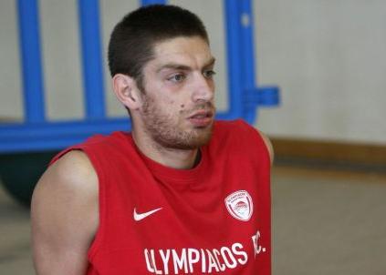 «Έχουμε αφήσει μια δουλειά στη μέση» είπε ο Πελεκάνος