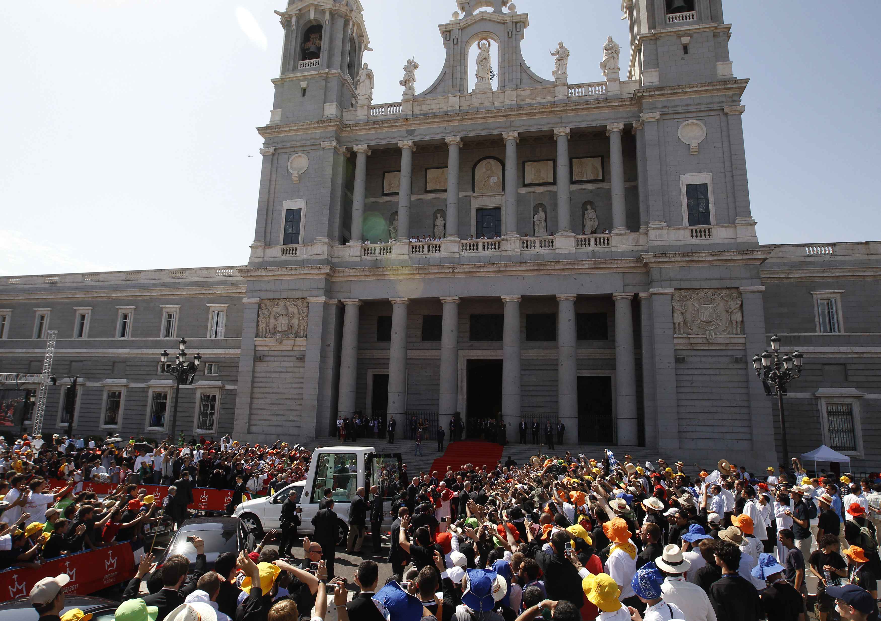 Σεμινάριο του Πάπα από τον Καθεδρικό της Μαδρίτης για τις αντιξοότητες της ιεροσύνης