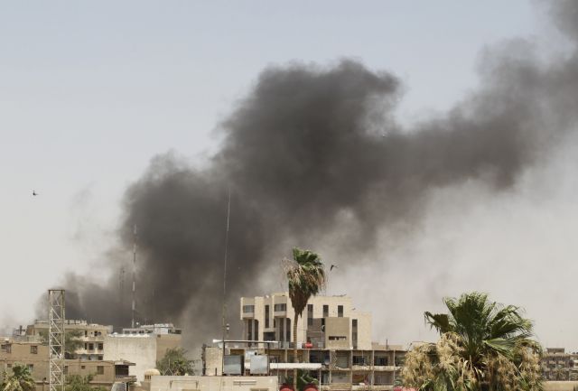 Δεκάδες νεκροί σε μπαράζ βομβιστικών επιθέσεων στο Ιράκ