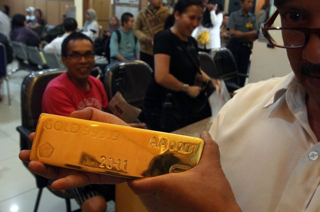 Ο χρυσός ξεπέρασε το όριο των 1.900 δολαρίων ανά ουγγιά για πρώτη φορά στην ιστορία του