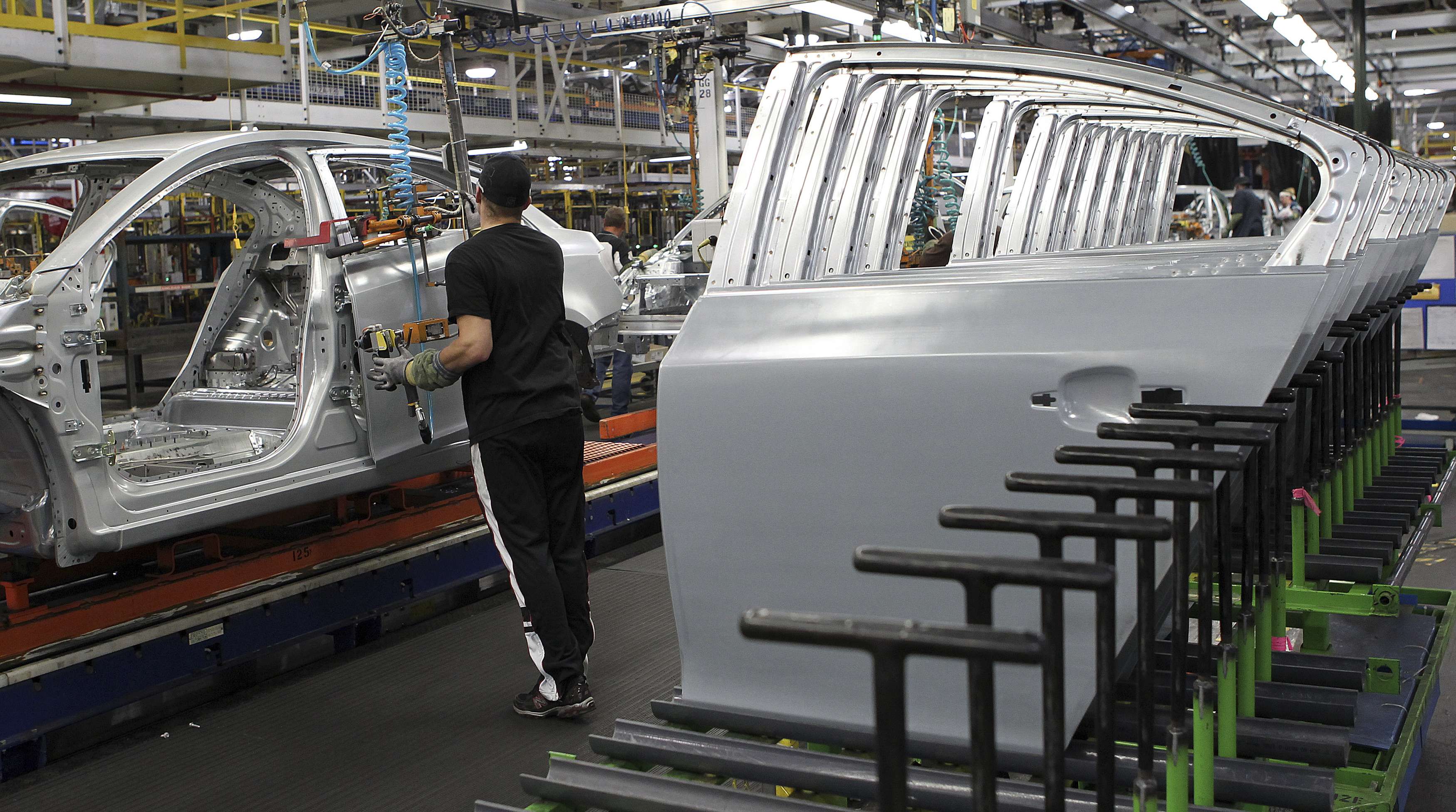 GM: Σε τροχιά τίτλου για το 2011