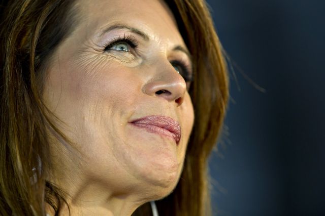 Το ρεύμα υπέρ της Μισέλ Μπάκμαν επιβεβαίωσε δοκιμαστική εκλογή στην Αϊόβα