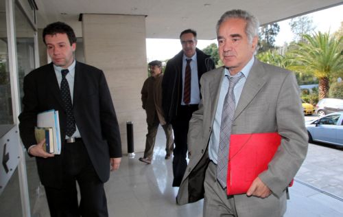 Την κατάργηση της επιβολής ΦΠΑ 23% στις δικηγορικές υπηρεσίες ζητά ο ΔΣΑ