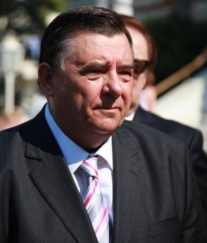 Στο Παλαιό Φάληρο για τον εορτασμό του Δεκαπενταύγουστου ο Γ.Καρατζαφέρης