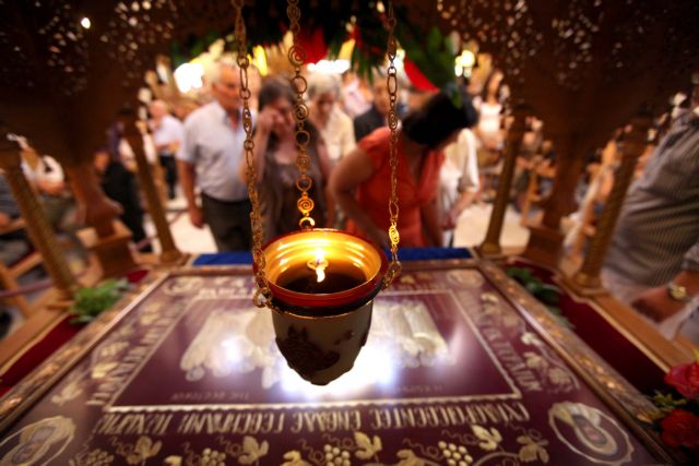 Σε κλίμα κατάνυξης ο εορτασμός του Δεκαπενταύγουστου σε όλη τη χώρα