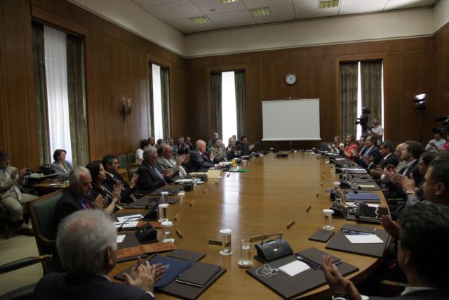 Έξι υπό εξέταση νομοσχέδια στο Υπουργικό Συμβούλιο της Τετάρτης