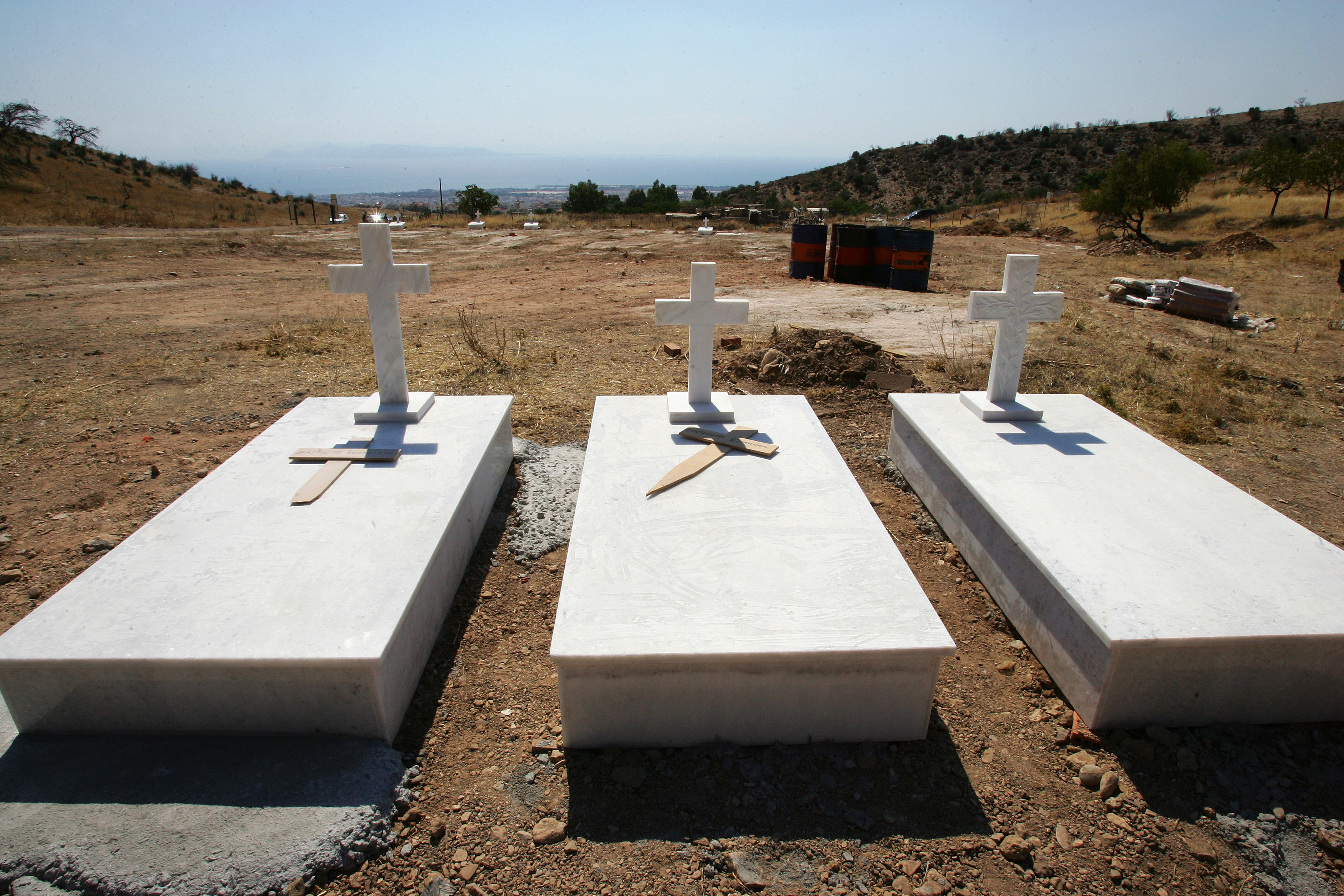 Στο δρόμο της δικαιοσύνης η υπόθεση του παράνομου κοιμητηρίου στη Γλυφάδα