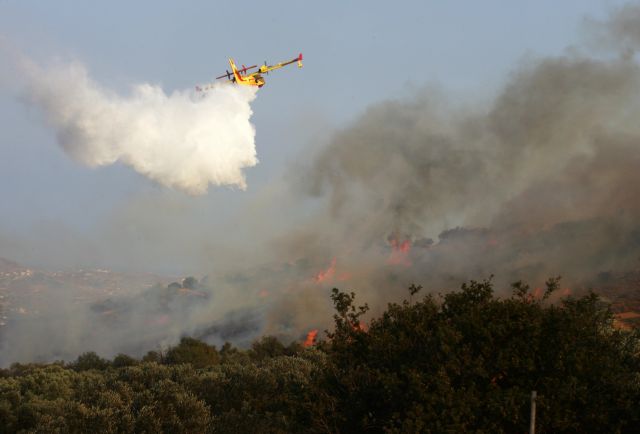 Υπό μερικό έλεγχο τα περισσότερα πύρινα μέτωπα που ξέσπασαν στη χώρα