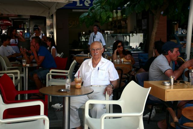 Έκκληση επιχειρήσεων μέσω του Τύπου για τη ματαίωση της αύξησης των συντελεστών ΦΠΑ