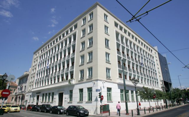 Η συγχώνευση των Alpha Bank και Eurobank στο επίκεντρο του διεθνούς ενδιαφέροντος