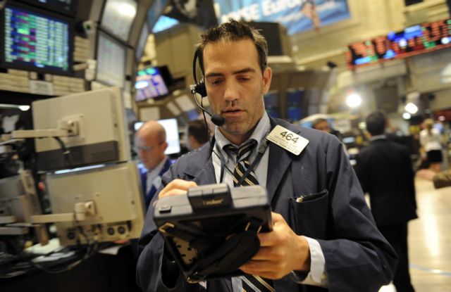 Σε αρνητικό έδαφος πέρασαν τα χρηματιστήρια την Τετάρτη