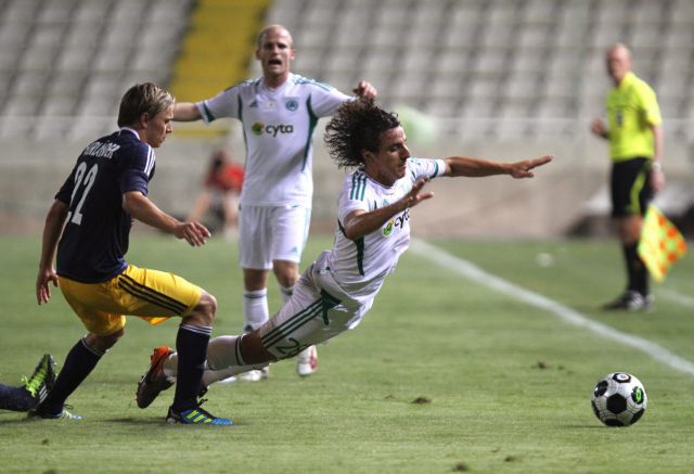 Ελπίδες πρόκρισης για Ομόνοια και ΑΕΚ Λάρνακας, δύο γκολ από Σισέ