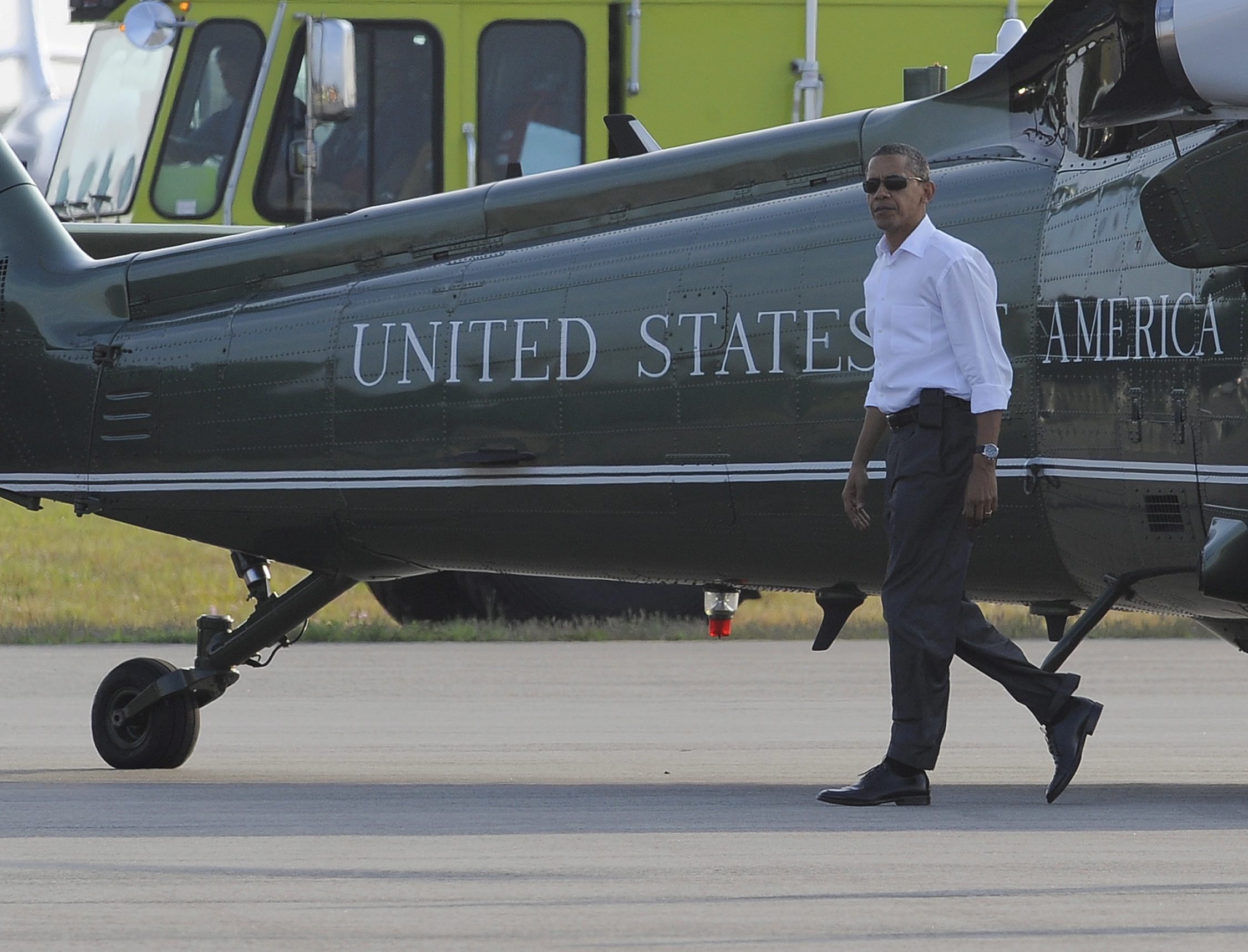 Στο στόχαστρο των Ρεπουμπλικάνων μπαίνει πάλι η θερινή ραστώνη του Ομπάμα
