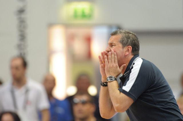 Συγκεντρωμένους και προσηλωμένους θέλει τους παίκτες του ο Ζούρος