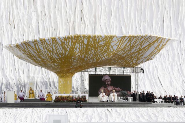 Με λειτουργία ενώπιον 1,5 εκατ. πιστών ολοκλήρωσε την επίσκεψή του στην Ισπανία ο Πάπας