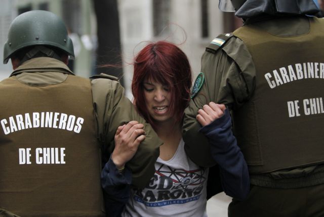 Αλλαγή τακτικής από τον πρόεδρο της Χιλής, ζητά τώρα διάλογο με τους φοιτητές