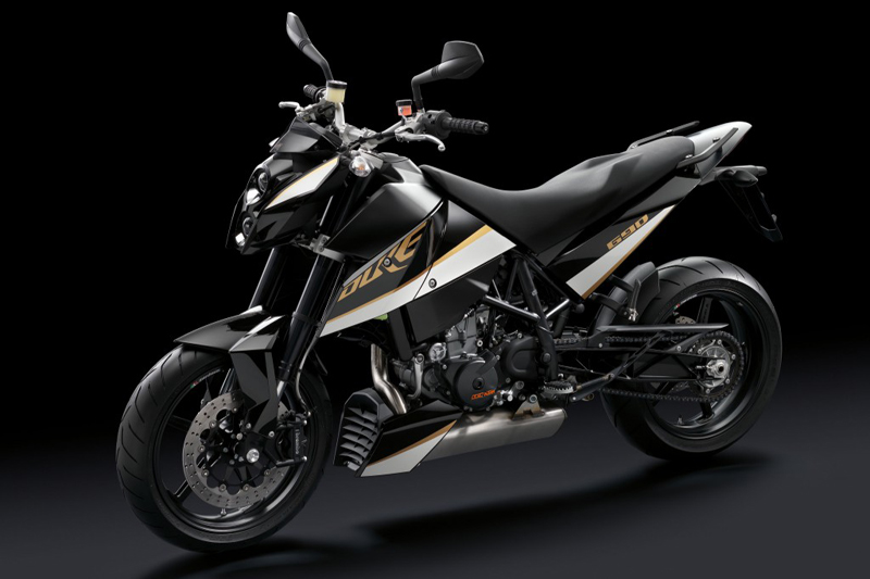 Νέα χρώματα για το KTM 690 Duke