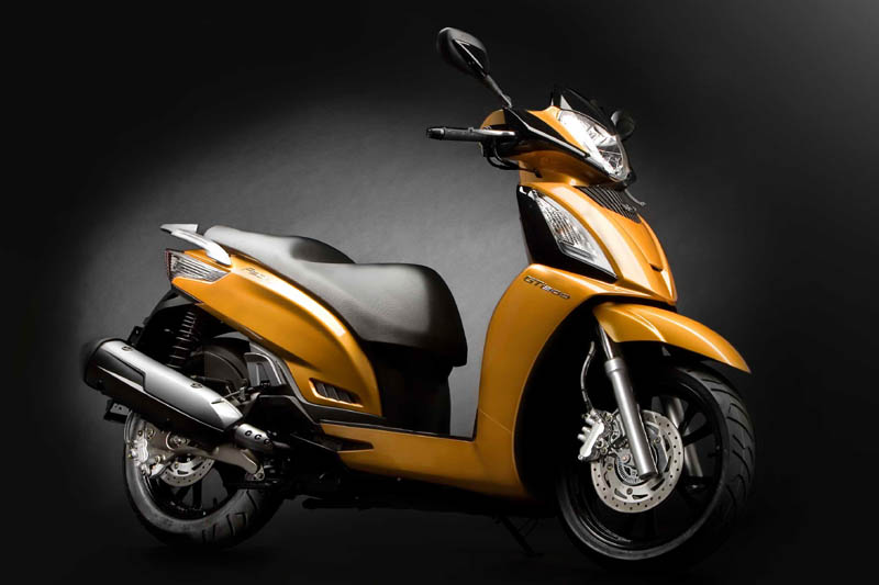Δύο προσφορές για το Kymco People GTi 300