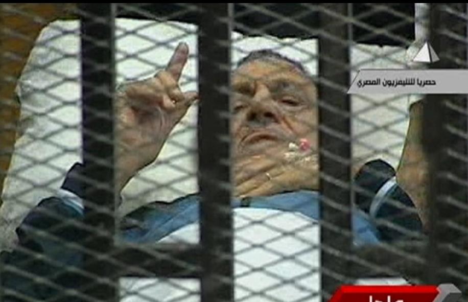 Διακόπηκε έως τις 5 Σεπτεμβρίου η δίκη του Χόσνι Μουμπάρακ