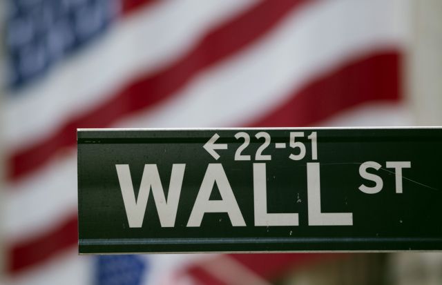 Με μεγάλη πτώση άνοιξε η Wall Street, στο κόκκινο Φρανκφούρτη και Μόσχα