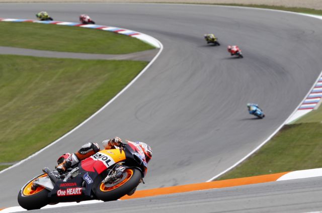 Πιο κοντά στον τίτλο ο Στόνερ μετά την πρωτιά στην Τσεχία