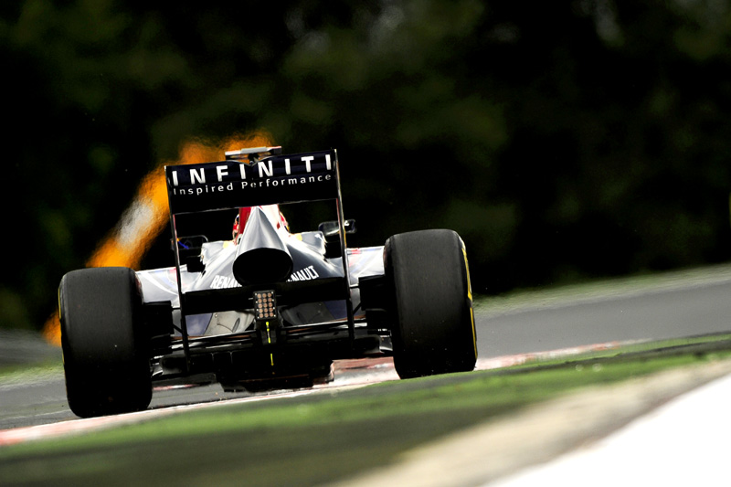 Με νέο διαχύτη η Red Bull RB7 στο Spa