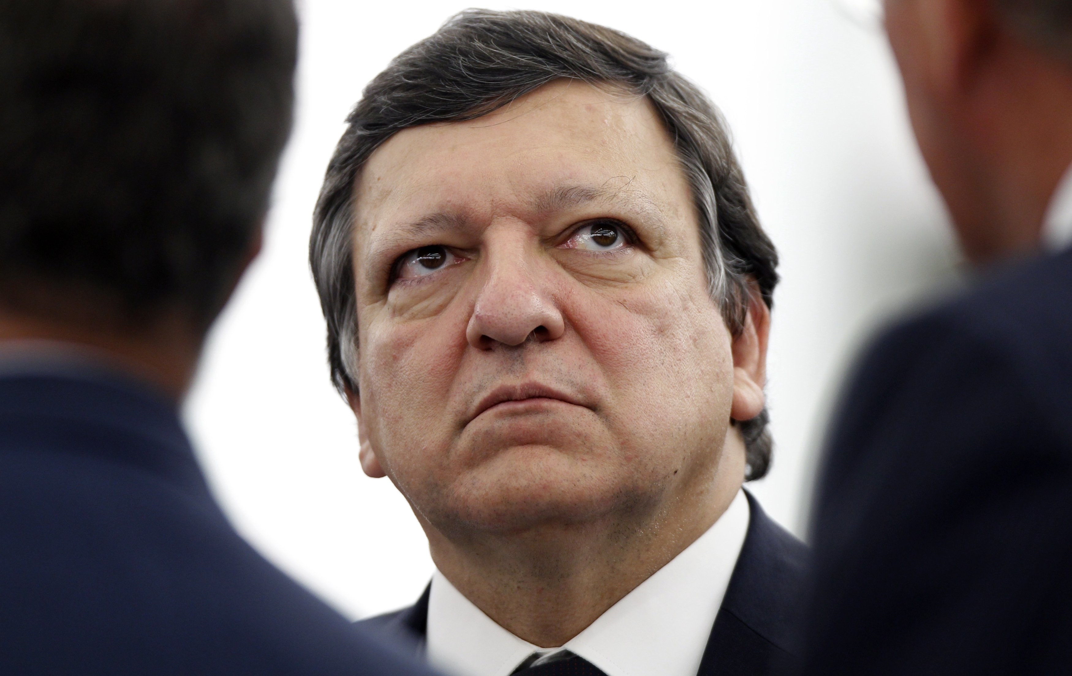 Η κρίση εξαπλώνεται λέει ο Μπαρόζο και ζητά ανασχεδιασμό των μηχανισμών διάσωσης