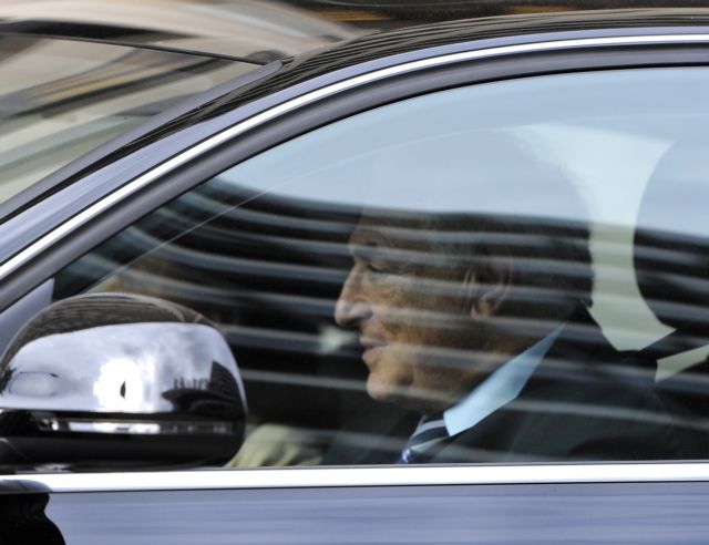 Στα γραφεία του ΔΝΤ για… τους αποχαιρετισμούς ο Ντομινίκ Στρος-Καν