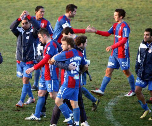 Αποβλήθηκαν τα Τρίκαλα, υποβιβάστηκε η Κόρινθος, απαλλάχθηκε η Δόξα