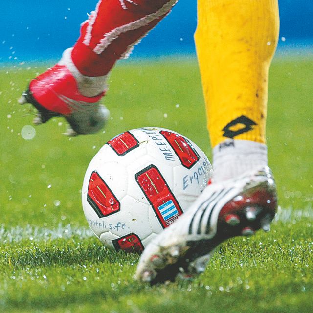 Το ποδόσφαιρο παίζεται στις αίθουσες