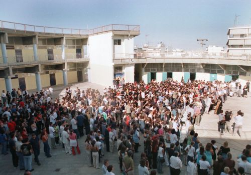 Με τεράστιες ελλείψεις θα χτυπήσει το σχολικό κουδούνι τον Σεπτέμβριο