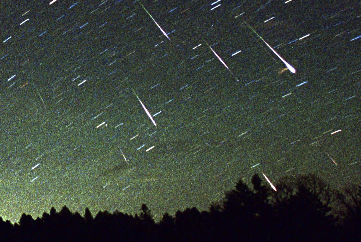 Φαντασμαγορική βροχή από αστέρια θα φωτίσει τον ουρανό την Παρασκευή
