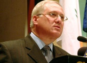 Να αποφύγει προσφυγή στο μηχανισμό στήριξης πασχίζει η Λευκωσία