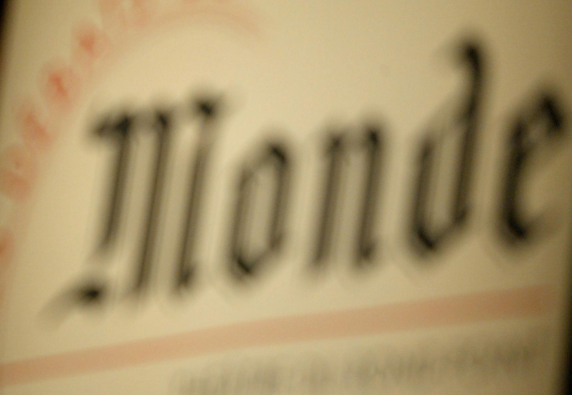 Η πιθανότητα επέκτασης της κρίσης στη Γαλλία στο επίκεντρο του Τύπου