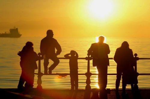 Σταδιακή μείωση της υπεριώδους ακτινοβολίας τα επόμενα χρόνια