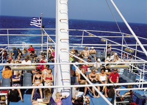 Με ισχυρούς ανέμους η επιστροφή των αδειούχων, χωρίς όμως προβλήματα στις ακτοπλοϊκές συγκοινωνίες