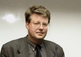 Ο συγγραφέας του Κοριτσιού με το Τατουάζ «δεν έγραψε τέταρτο μυθιστόρημα»