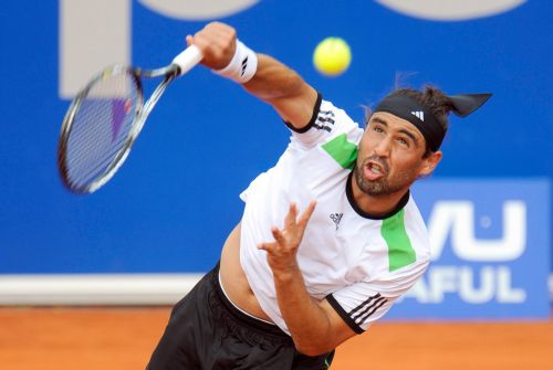 Σταθερή η Λένα, έπεσε μια θέση ο Παγδατής