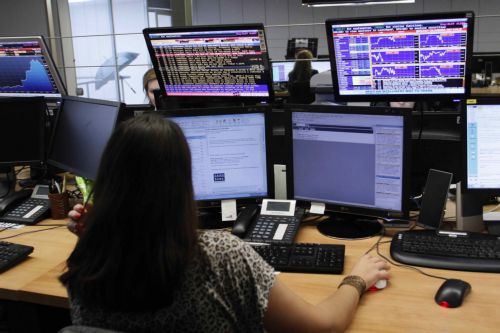 Δύσκολη ατζέντα για τους τραπεζίτες: αυξήσεις κεφαλαίου, πωλήσεις περιουσιακών στοιχείων και συγχωνεύσεις