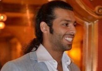 Ο Σαουδάραβας πρίγκιπας με το ευρωπαϊκό κοστούμι του (pics)…