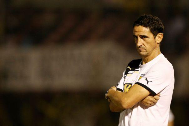 Φωνές Χιμένεθ στους παίκτες της ΑΕΚ