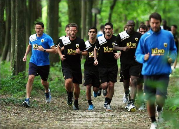 Κενό στα χαφ της ΑΕΚ που χάνει τον Καφέ για 1,5 μήνα