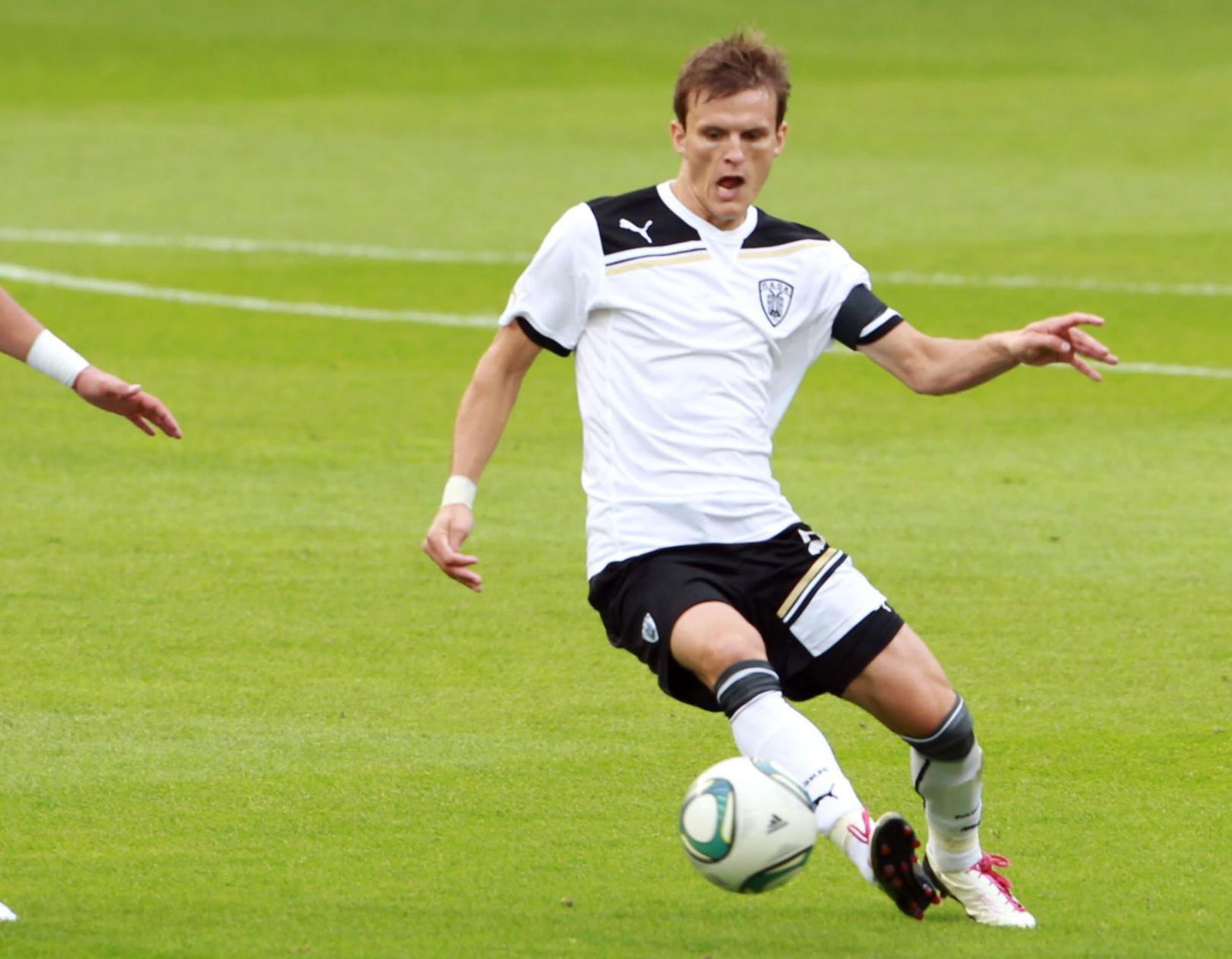 Ο Μπόλονι άφησε εκτός απόστολής με την ΑΕΚ τον Κοστίν Λάζαρ