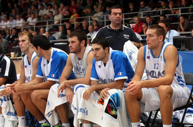 «Αθλια» χαρακτήρισε την εμφάνιση της εθνικής ο Ζήσης