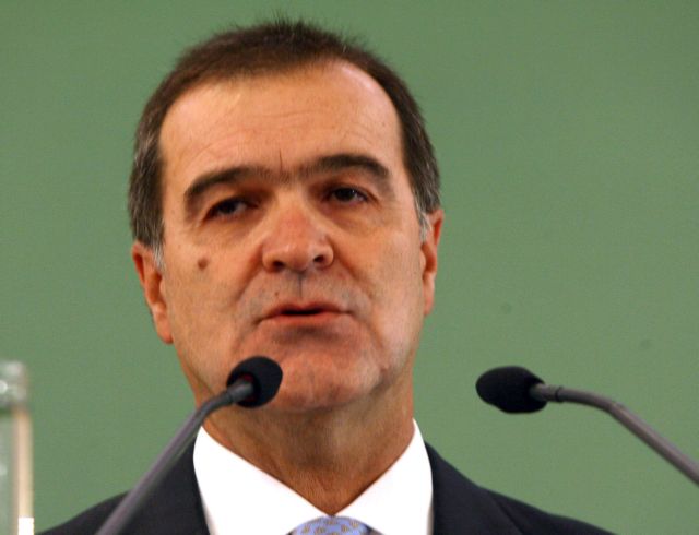 Ανεβάζει και πάλι τους τόνους ο Βγενόπουλος με νέα ανακοίνωση κατά Βαρδινογιάννη