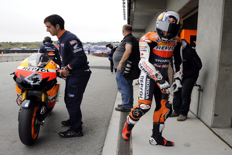 Επαφές του Andrea Dovizioso με την Tech3 Yamaha