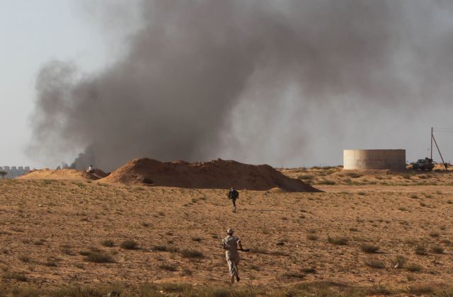 Τη Σύρτη κατέλαβαν δυνάμεις του Μεταβατικού Συμβουλίου, σύμφωνα με στρατιωτικό διοικητή