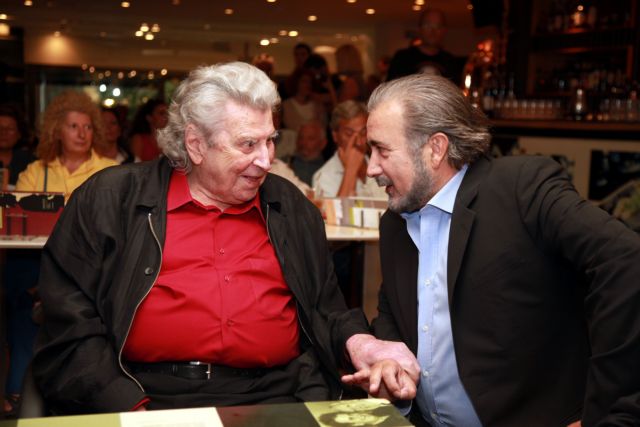 Το πολιτικό στίγμα της κίνησης πολιτών «Σπίθα» σε βιβλίο του Μίκη Θεοδωράκη