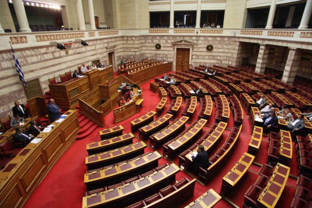 Σκληρή «απάντηση» των κομμάτων της αντιπολίτευσης στις δηλώσεις του πρωθυπουργού