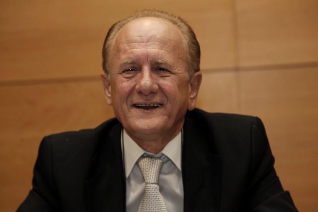 Στάση αναμονής από τους ιδιοκτήτες ταξί, εν όψει των προτάσεων του υπουργείου